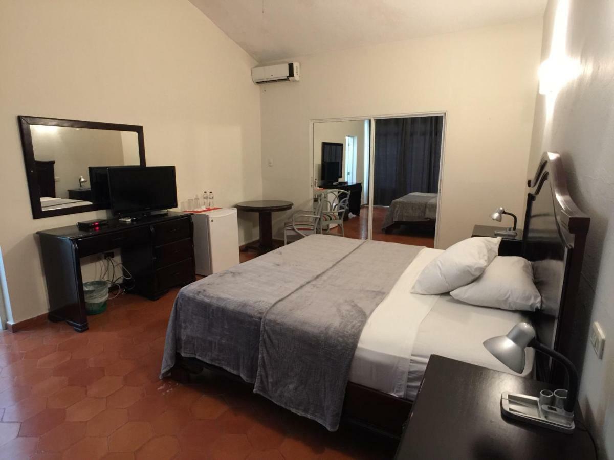 Hotel Alicia Beach Sosua Ngoại thất bức ảnh